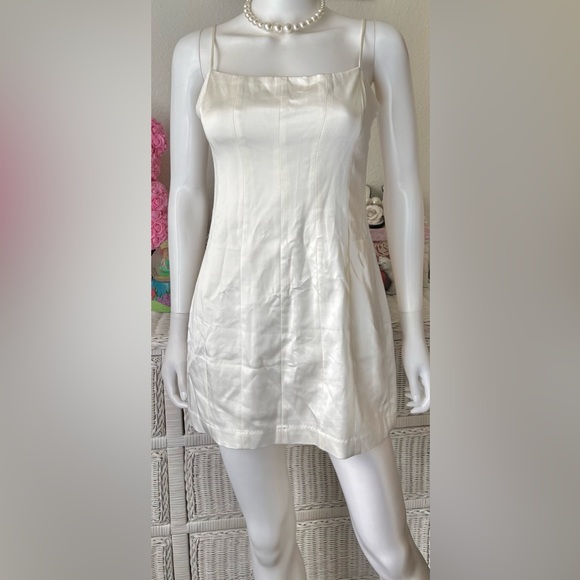 Zara Satin Fitted Adjustable Spaghetti Strap Mini Dress in white color Size S - Picture 1 of 8